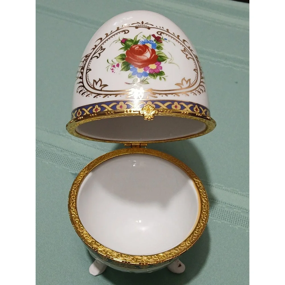 Decorative Porcelain Egg‎ Trinket Box Hinged Rose Floral Gold Accent